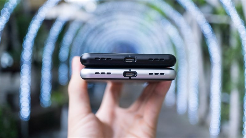 Đáy máy blackberry keyone vs keyone black edition