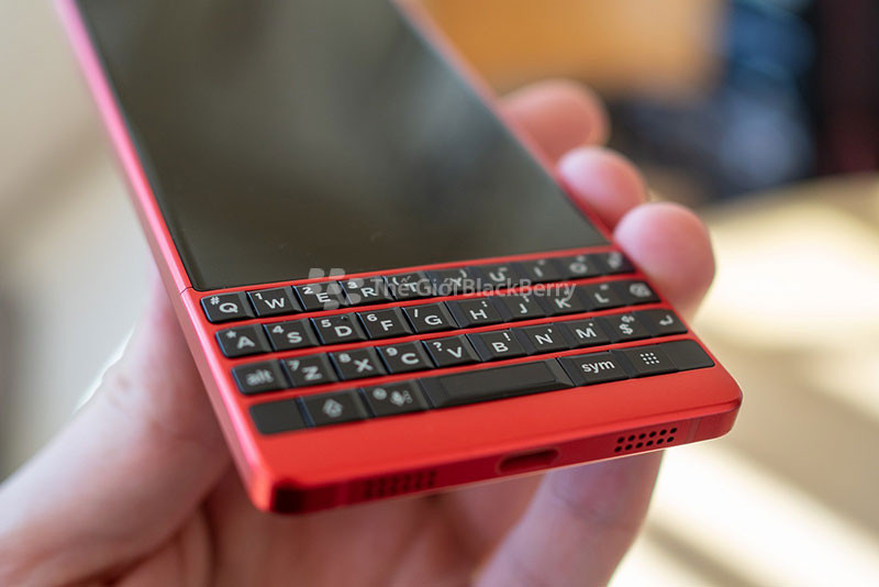 Bàn phím blackberry key 2 red
