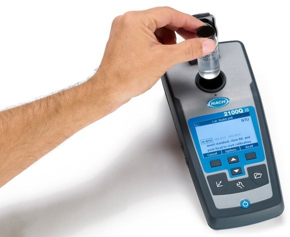 Máy đo độ đục cầm tay Hach 2100Q