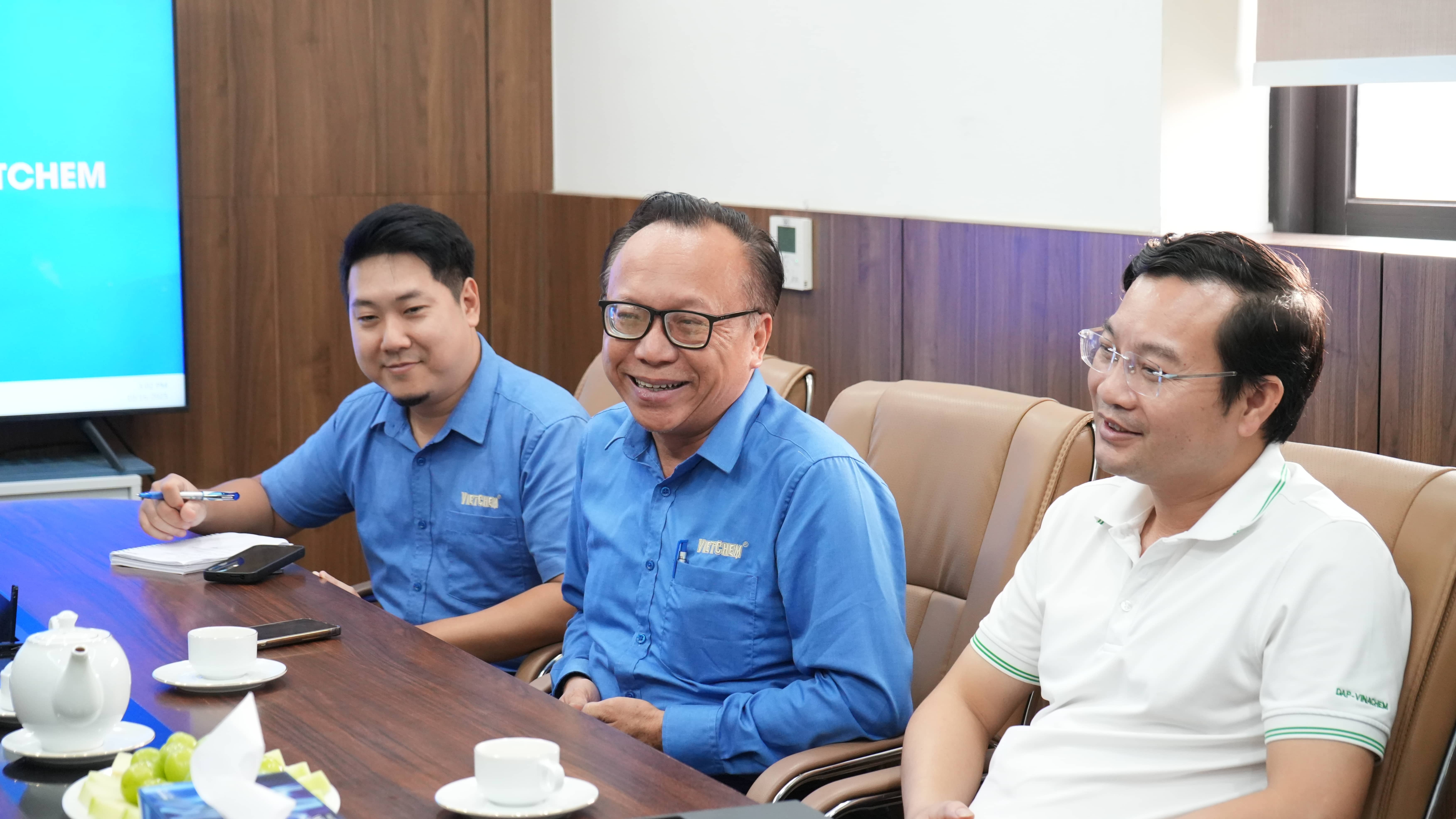 hop-tac-vietchem-dap-vinachem-1