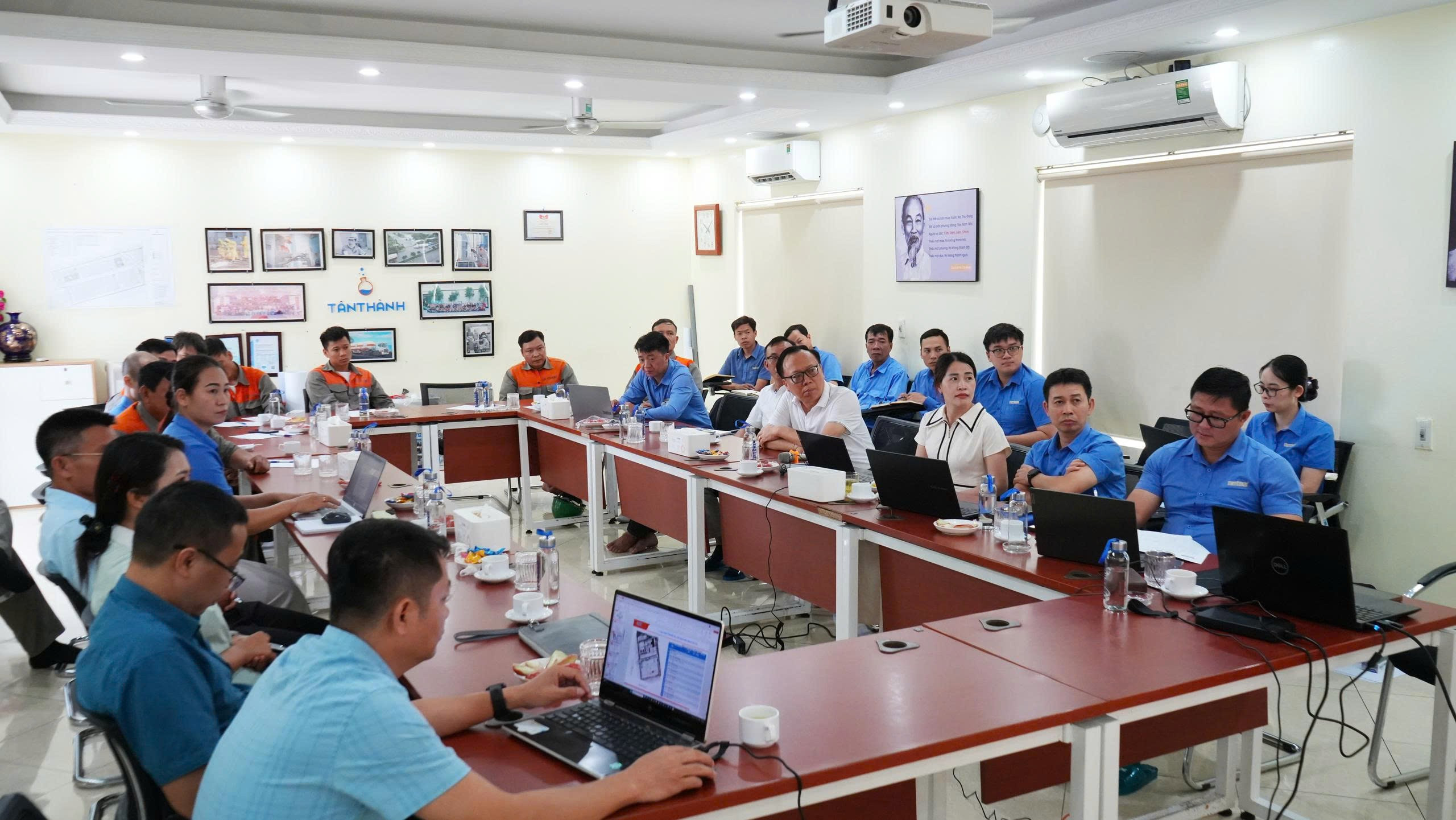 vietchem-tap-huan-an-toan-san-xuat-hoa-chat-3