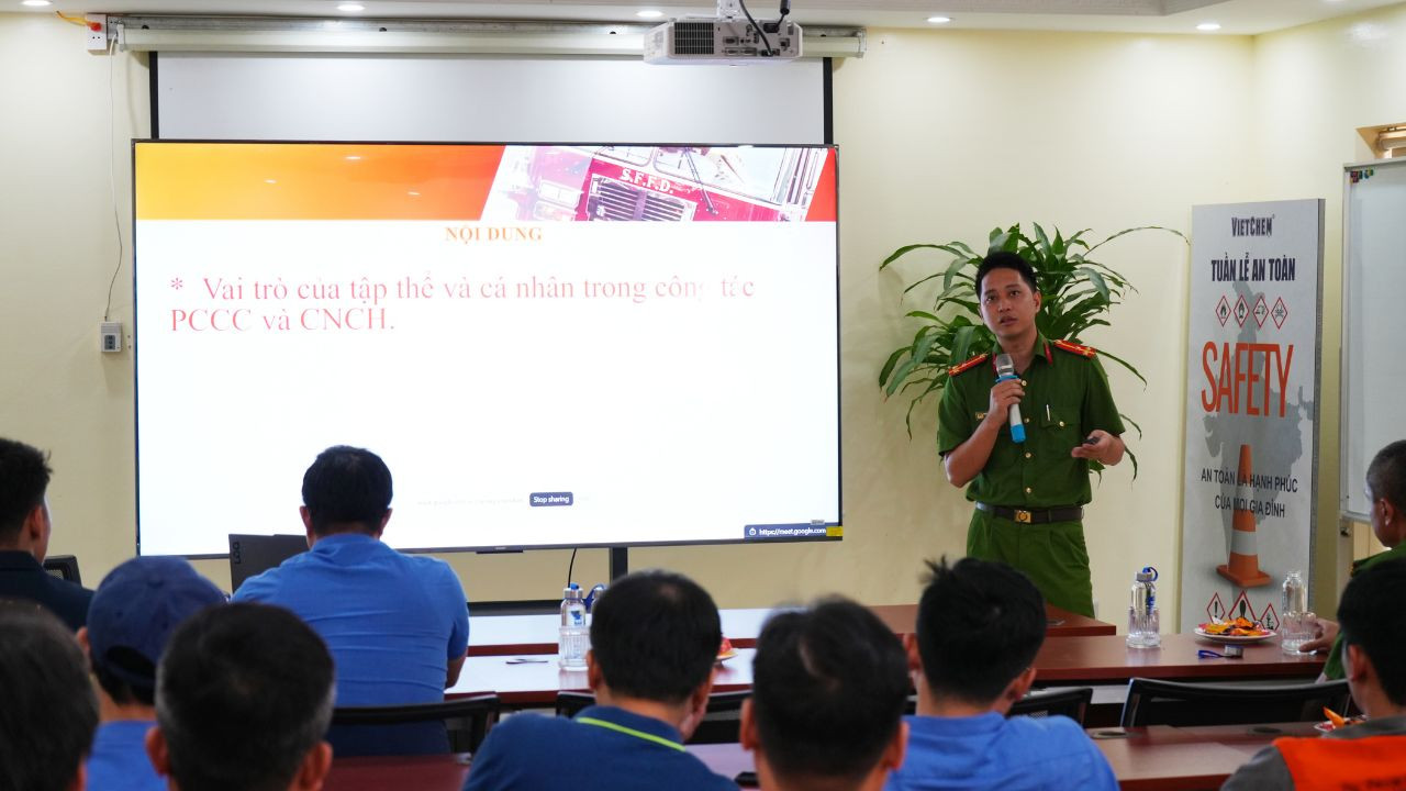 vietchem-to-chuc-tap-huan-pccc-cnch-nam-2026-4