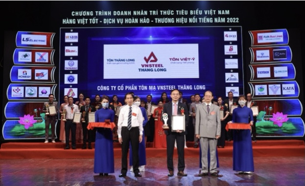 Vnsteel Thăng Long được vinh danh Top 20 “Hàng Việt Tốt - Vì quyền lợi người tiêu dùng năm 2022”
