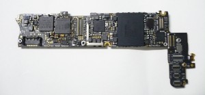 Thay main iPhone 4