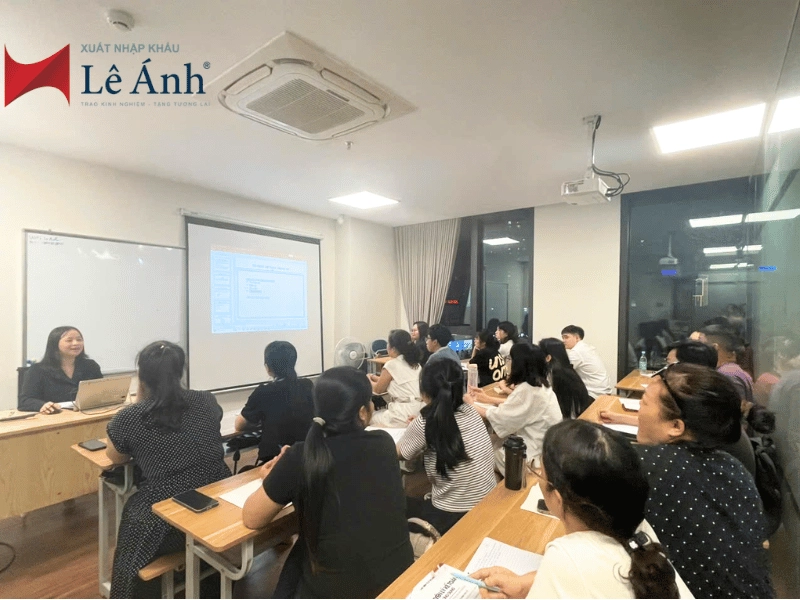 Cơ sở vật chất ở Địa chỉ đào tạo 85 nguyễ ngọc vũ, thanh xuân, hà nội của xuất nhập khẩu Lê Ánh