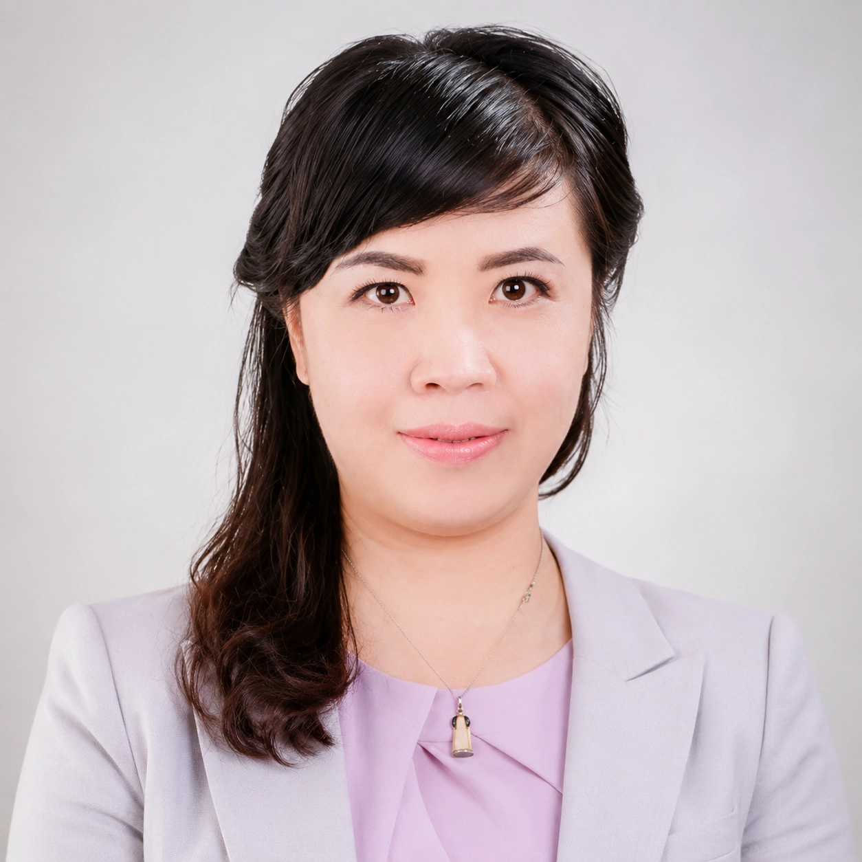 giảng viên nguyễn thị hồng hạnh 15 năm kinh nghiệm công tác trong ngành Ngân hàng (tư vấn các giải pháp thanh toán và tài trợ XNK cho phù hợp với từng loại hình Doanh nghiệp