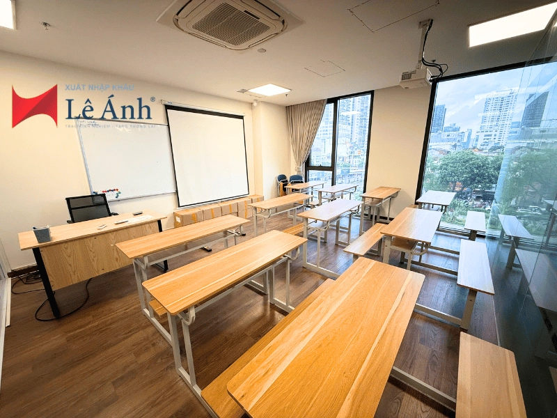 cơ sở vật chất tại hà nội của XNK Lê Ánh