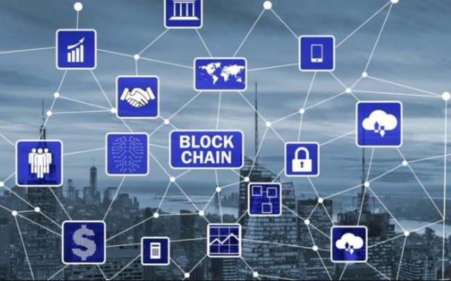ung-dung-cong-nghe-blockchain-trong-van-tai-quoc-te.png