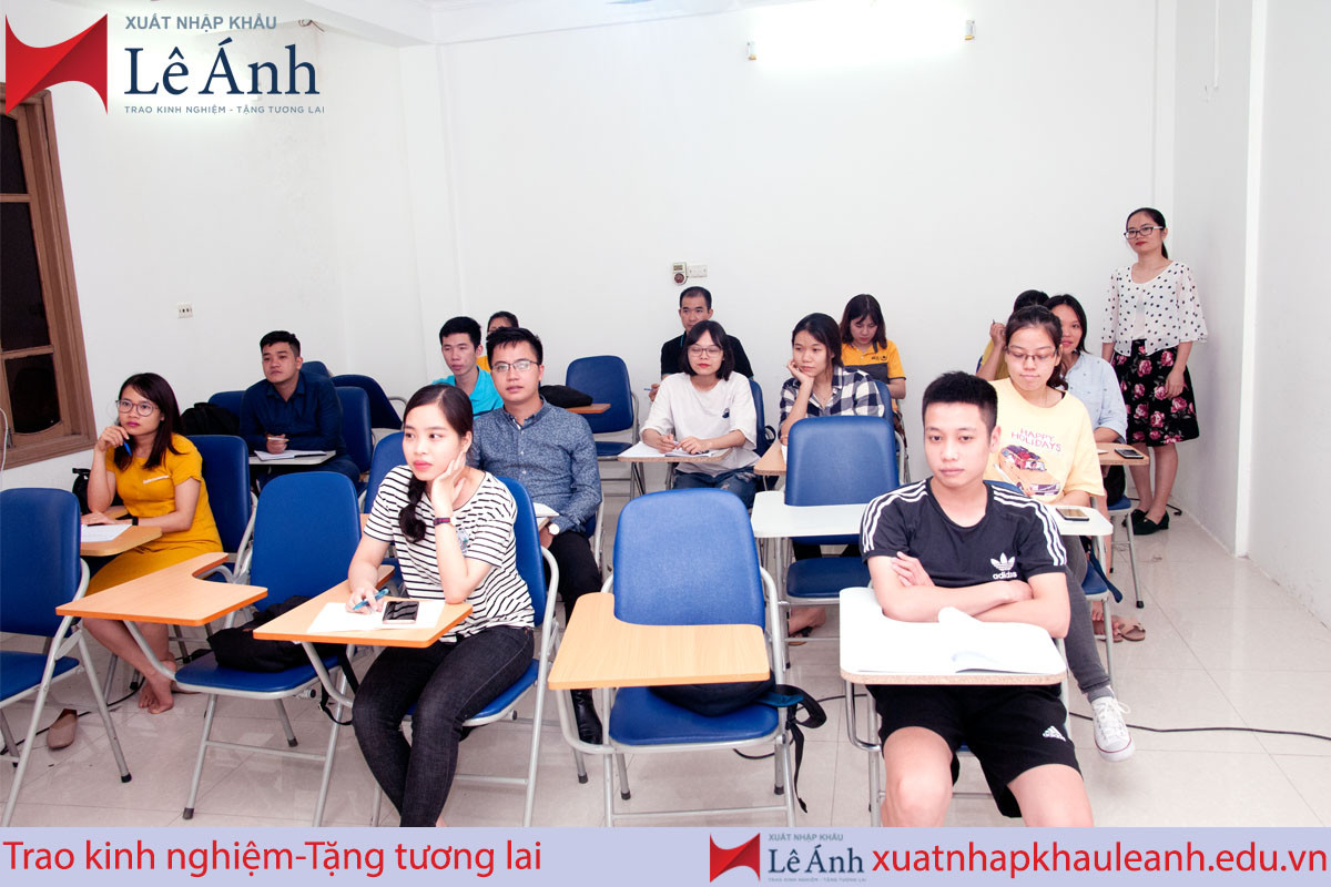 học xuất nhập khẩu