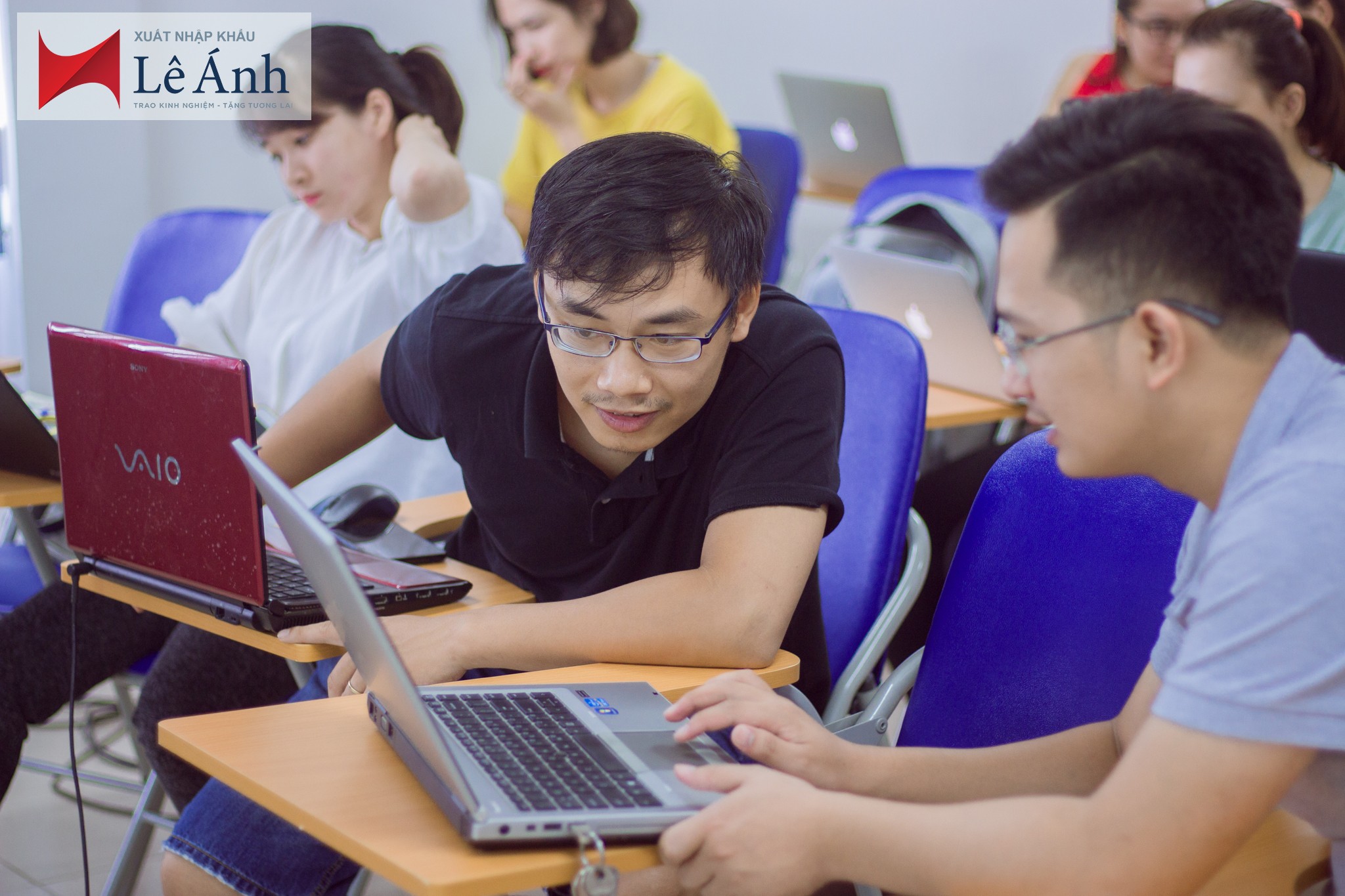 khóa học xuất nhập khẩu