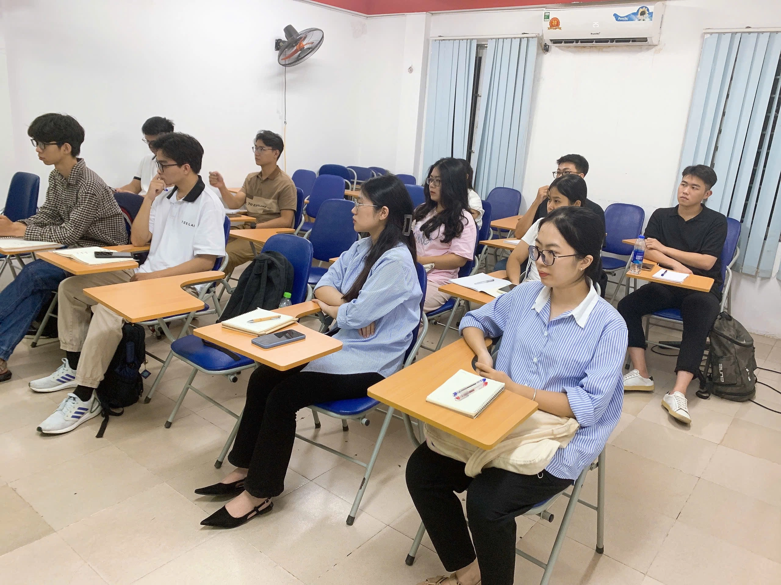 khóa học xuất nhập khẩu ở hà nội