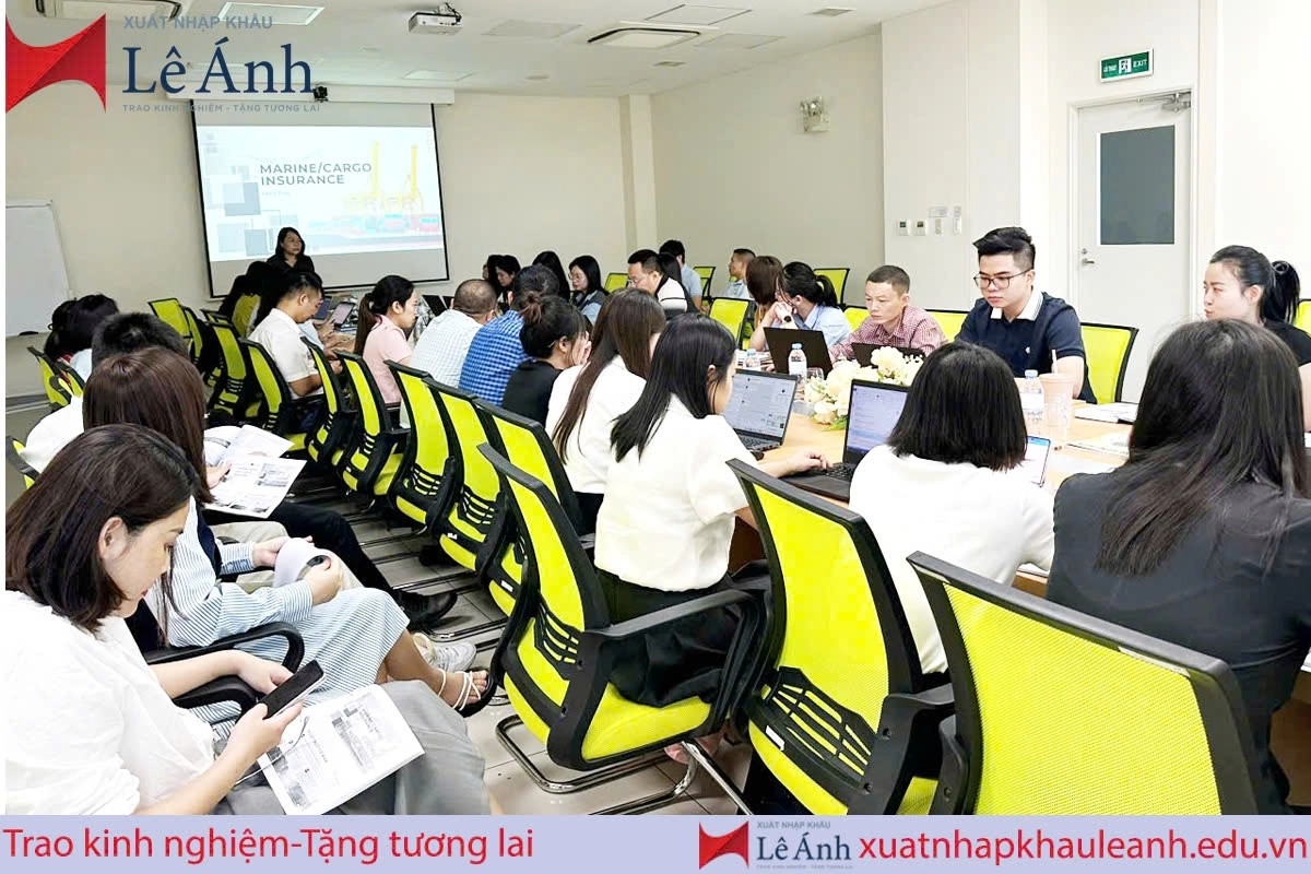 khoa-hoc-xuat-nhap-khau-danh-cho-doanh-nghiep